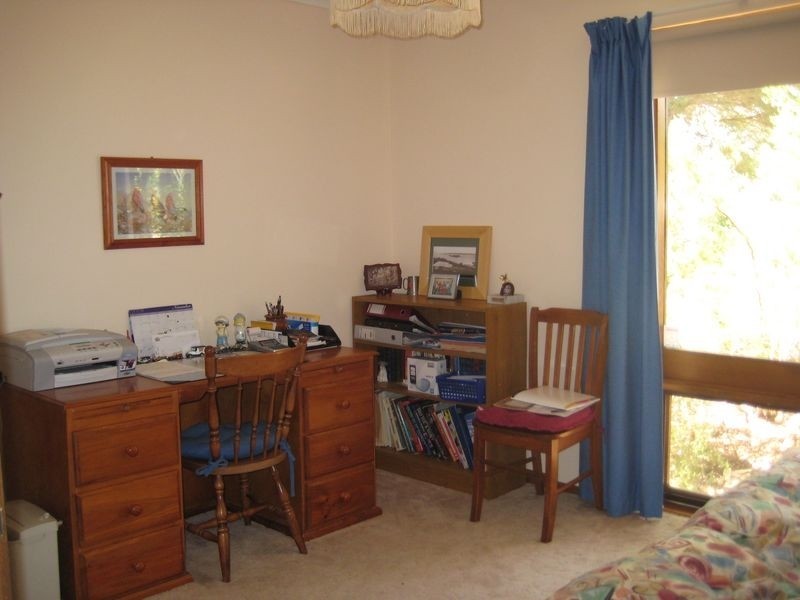 14 Victor Place, Hillbank SA 5112