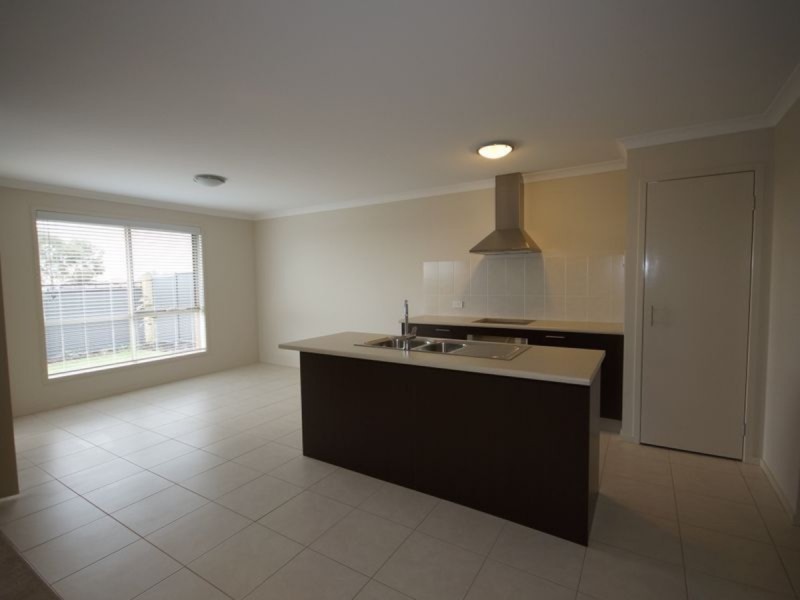 24 River Darling Pass, Blakeview SA 5114