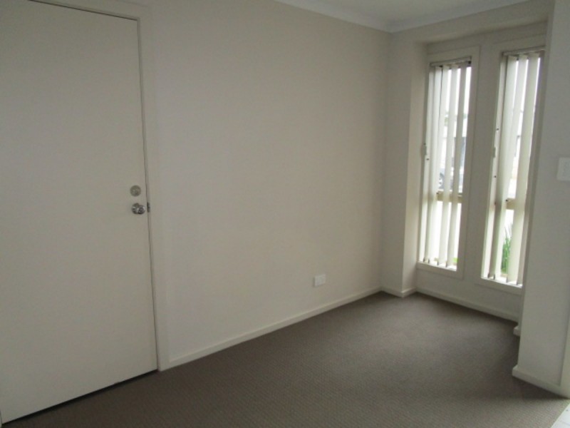 16 Torrens Street, Andrews Farm SA 5114