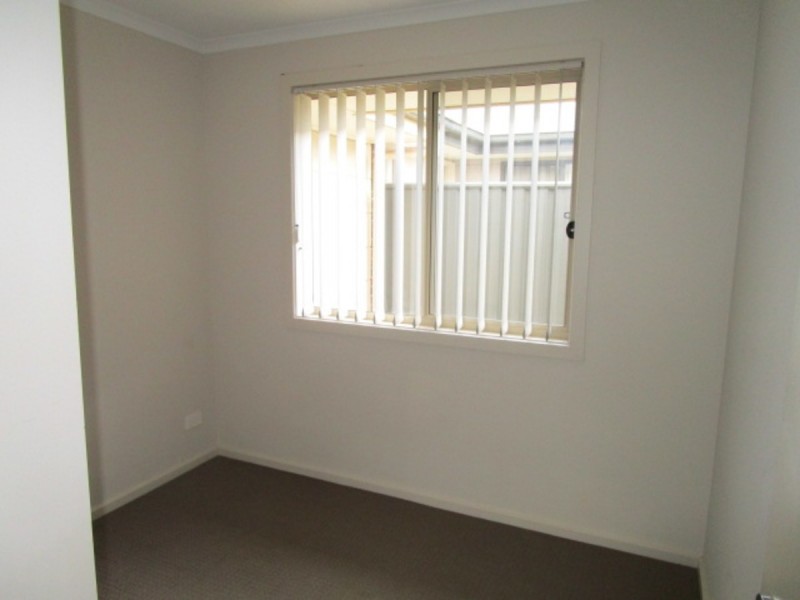 16 Torrens Street, Andrews Farm SA 5114