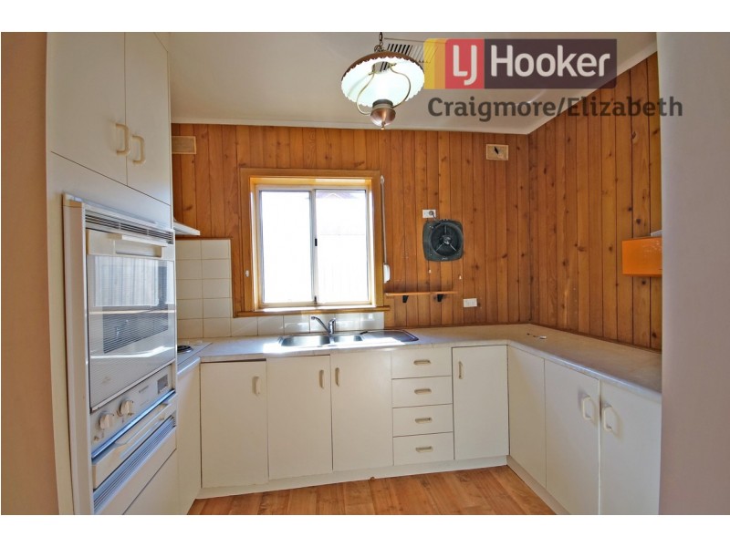 25 Justinian Street, Elizabeth Downs SA 5113