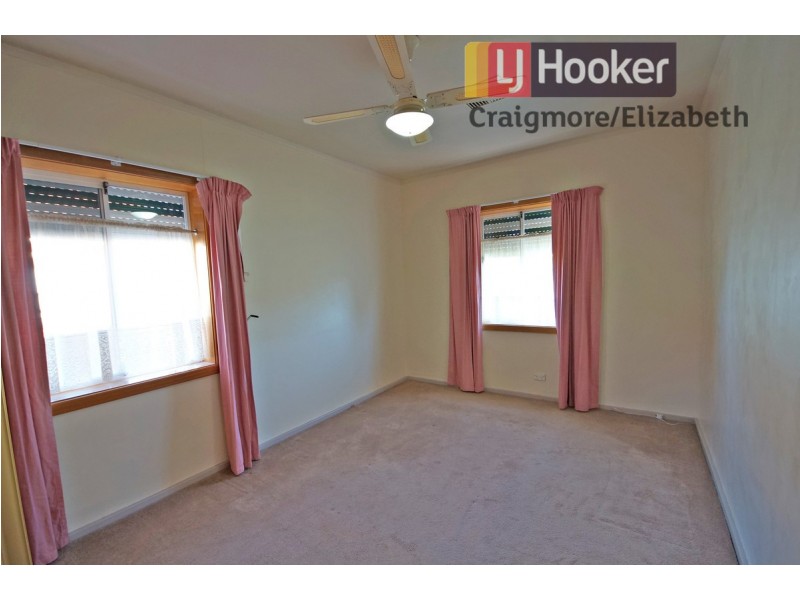 25 Justinian Street, Elizabeth Downs SA 5113