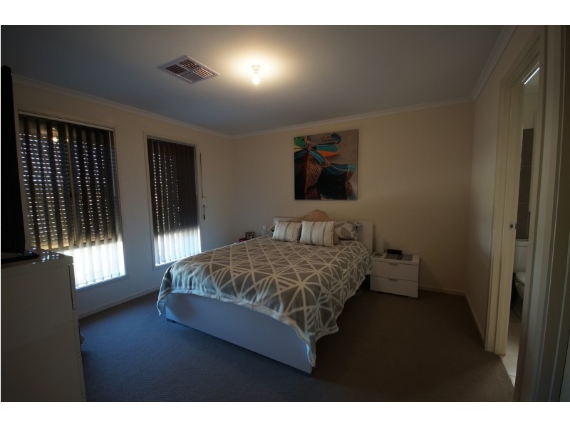 17 Costa Street, Munno Para West SA 5115