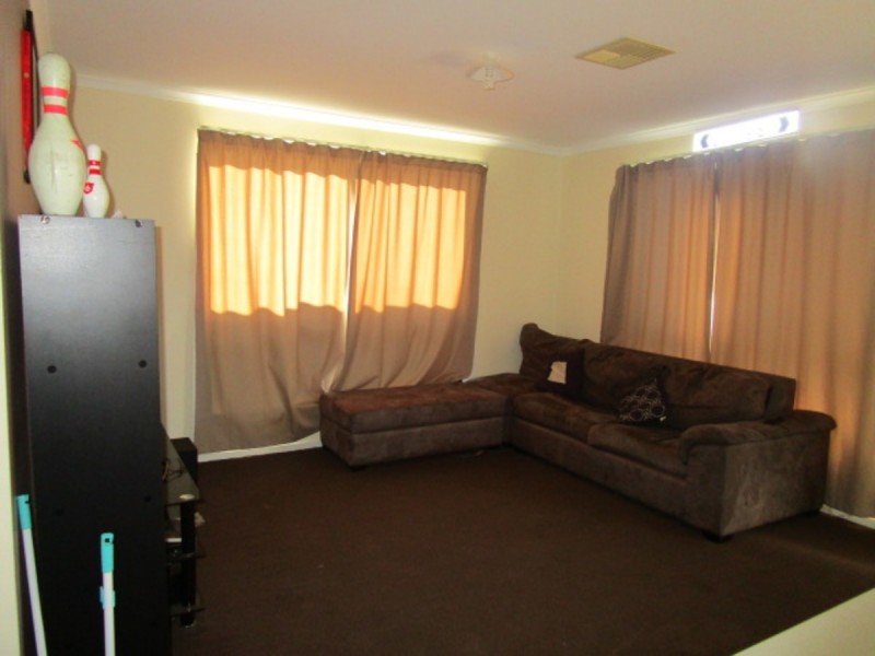 5 Langhorne Street, Andrews Farm SA 5114