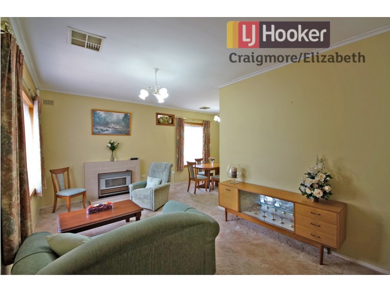 6 Sandleheath Road, Elizabeth Grove SA 5112