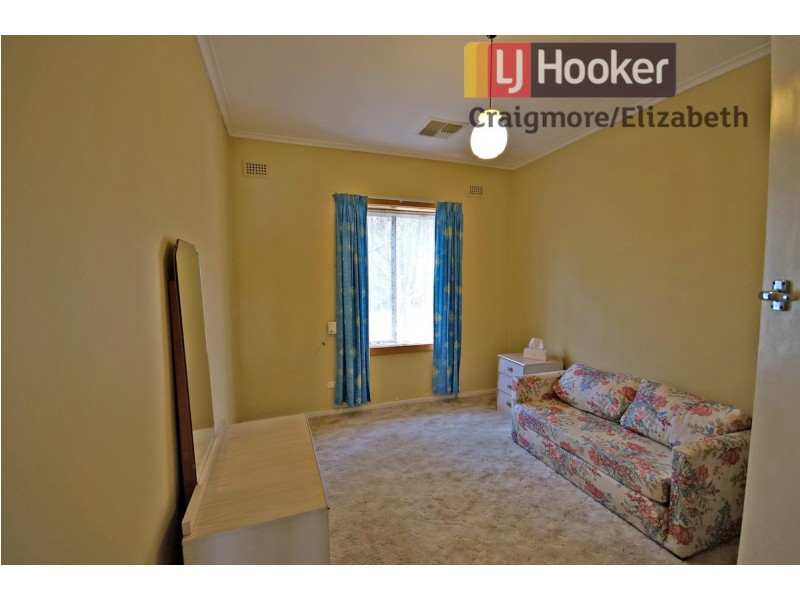 6 Sandleheath Road, Elizabeth Grove SA 5112