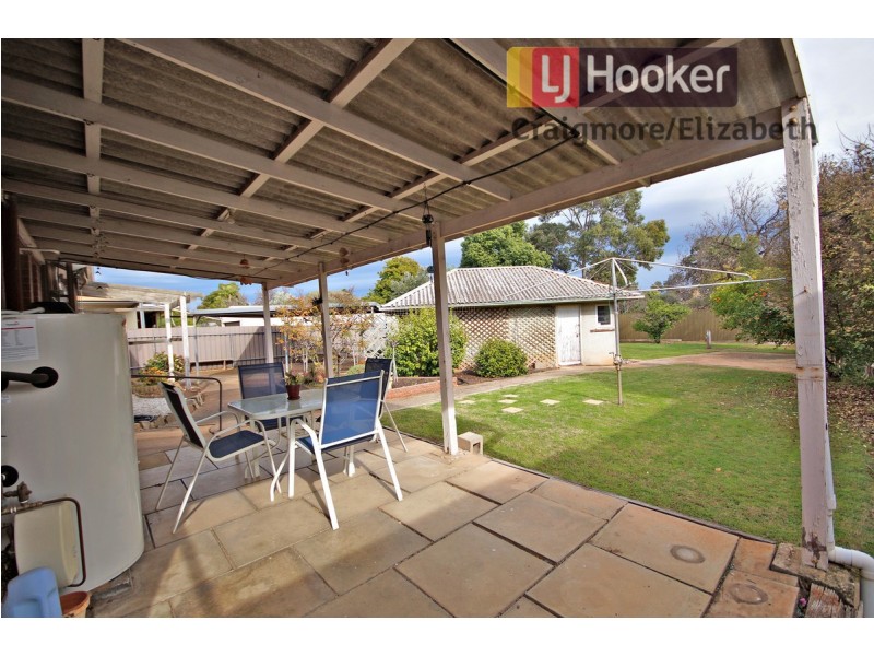 6 Sandleheath Road, Elizabeth Grove SA 5112