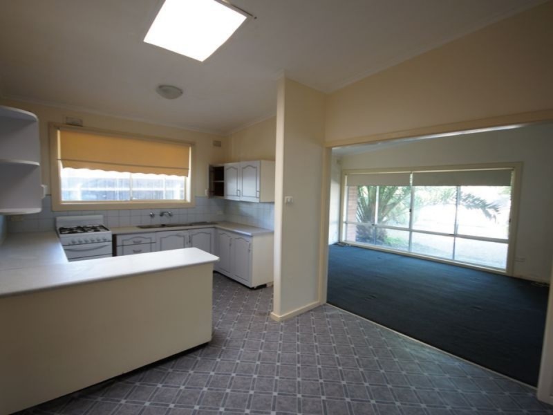 6 Crittenden Road, Smithfield Plains SA 5114