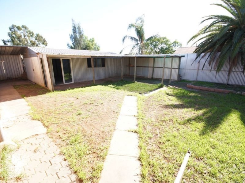 6 Crittenden Road, Smithfield Plains SA 5114