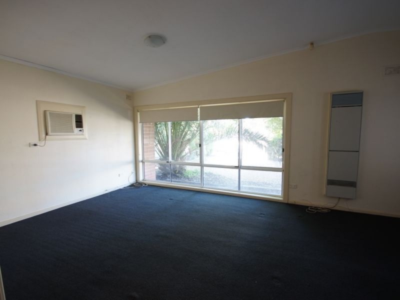 6 Crittenden Road, Smithfield Plains SA 5114