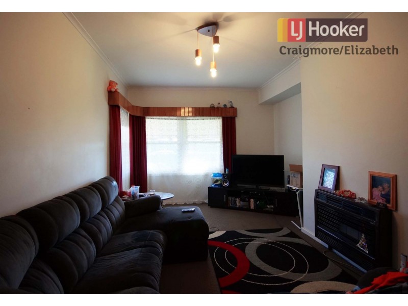 106 McKenzie Road, Elizabeth Downs SA 5113