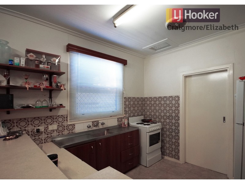 106 McKenzie Road, Elizabeth Downs SA 5113