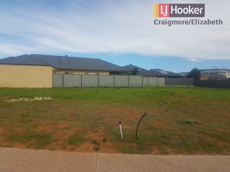 16 Hawick Avenue, Blakeview SA 5114
