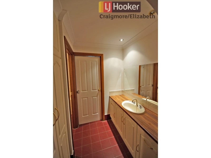 15 Coach House Mews, Hillbank SA 5112