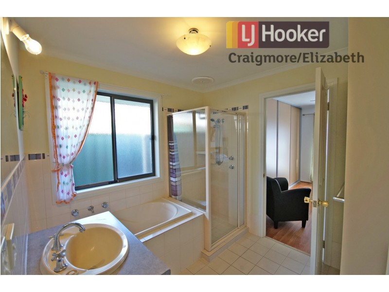 4 Oxford Court, Elizabeth Park SA 5113