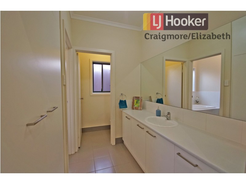 5 Salmon Gum Crescent, Blakeview SA 5114