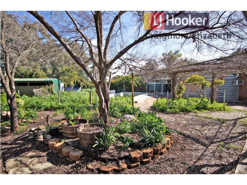 42 Peacock Road, Elizabeth Downs SA 5113