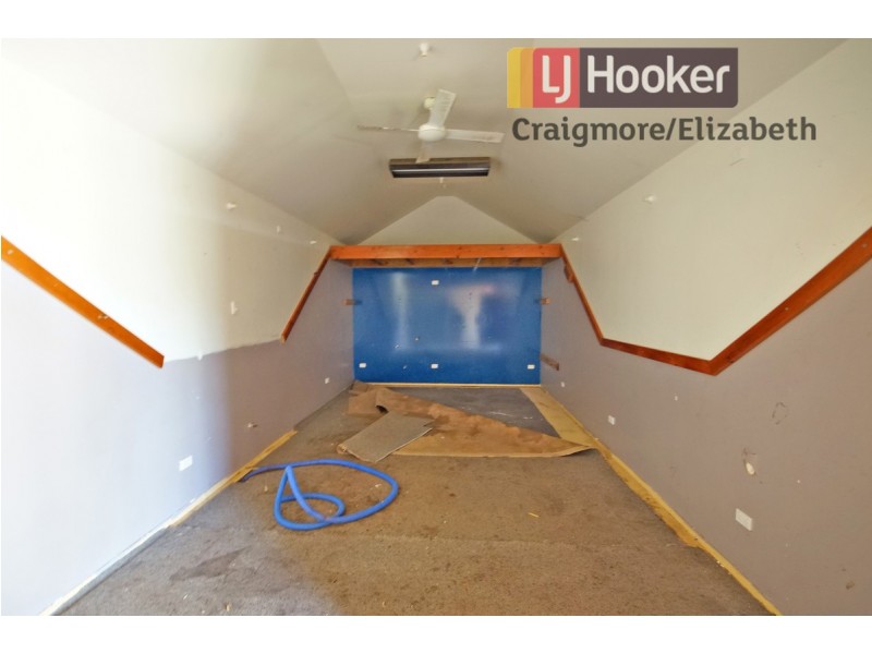 42 Peacock Road, Elizabeth Downs SA 5113