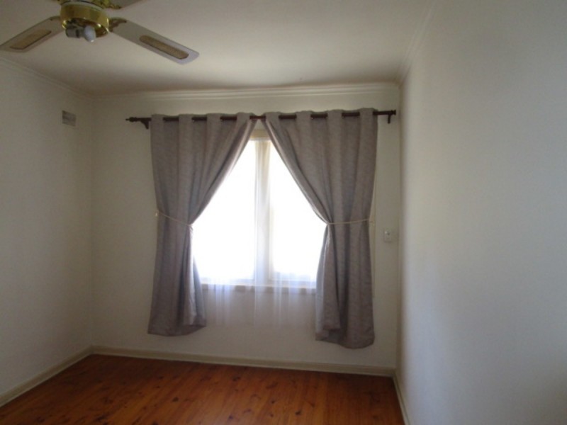 1 Mark Road, Elizabeth Vale SA 5112