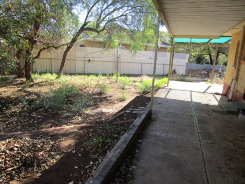 1 Mark Road, Elizabeth Vale SA 5112