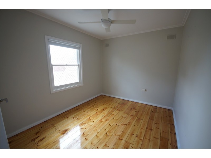 4 Knoyle Street, Elizabeth South SA 5112