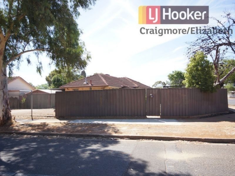 25 Barton Road, Elizabeth Downs SA 5113
