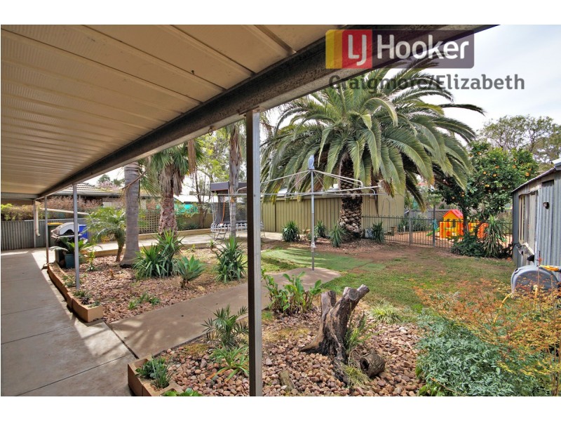 33 Andrews Road, Elizabeth Downs SA 5113