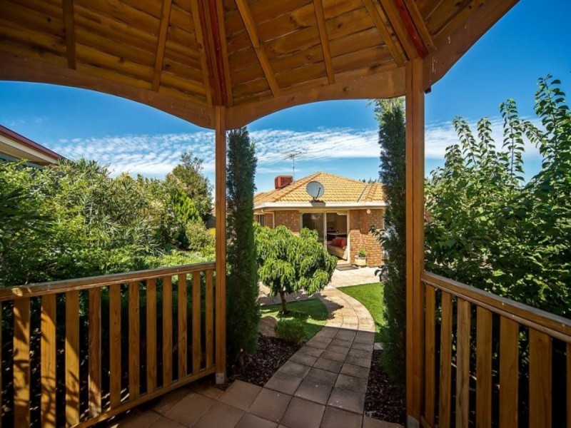 7 Selway Place, Evanston Park SA 5116