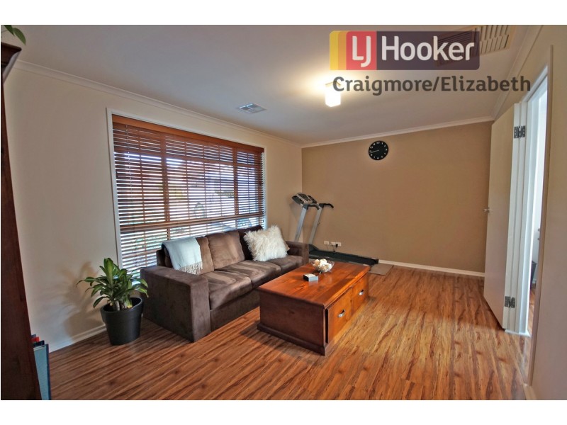 11 Chestnut Grove, Hillbank SA 5112