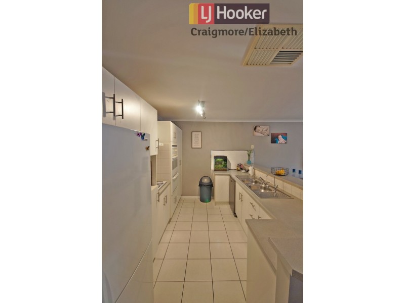 11 Chestnut Grove, Hillbank SA 5112