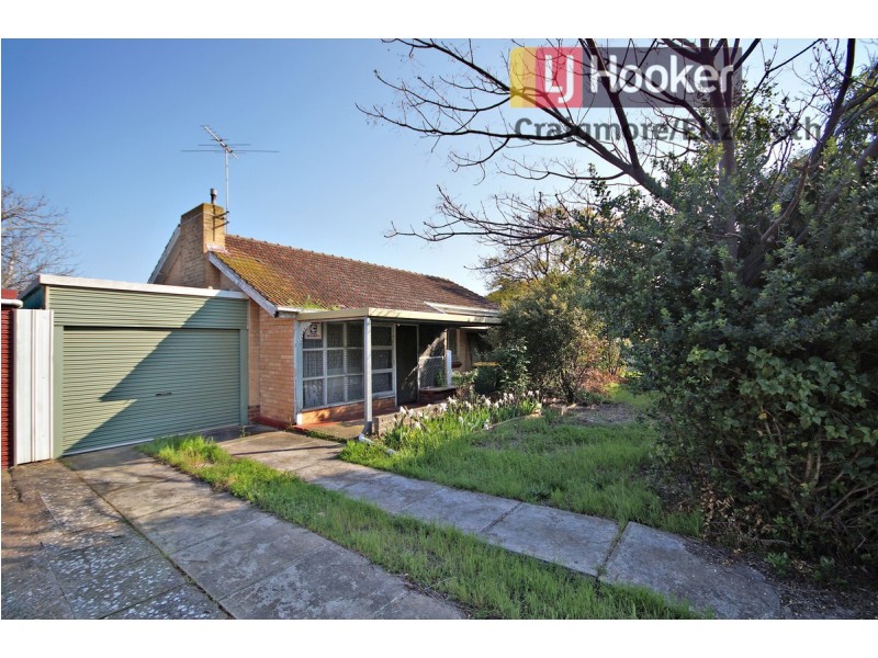 8 Burdett Street, Elizabeth Grove SA 5112