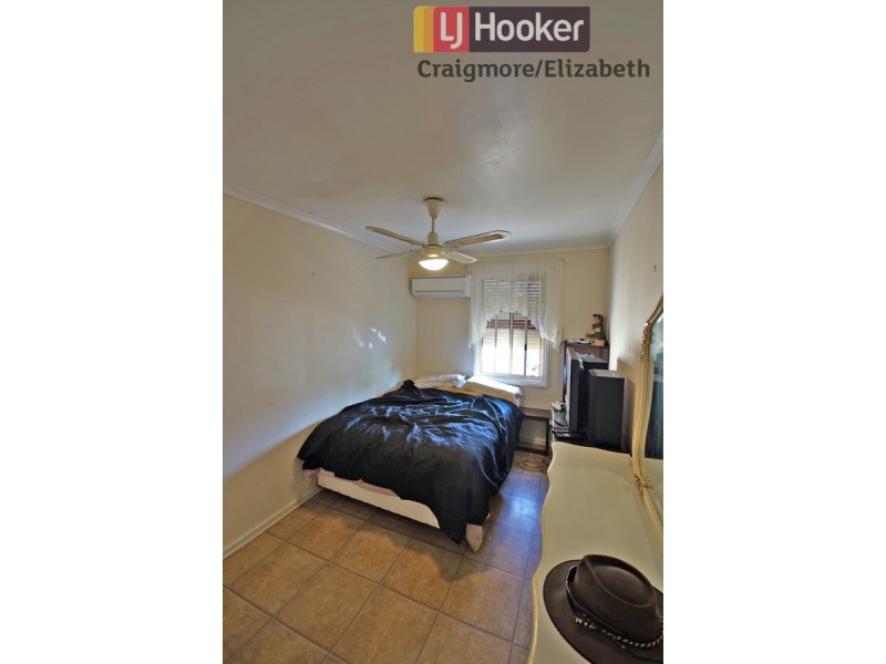 42 Warooka Crescent, Smithfield SA 5114