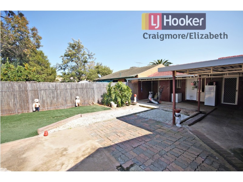 42 Warooka Crescent, Smithfield SA 5114