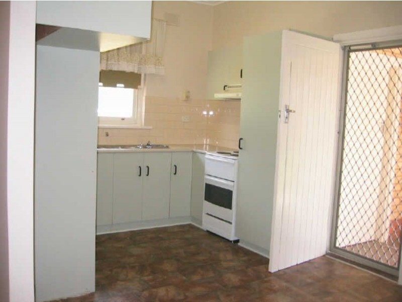 22 Burdett Street, Elizabeth Grove SA 5112