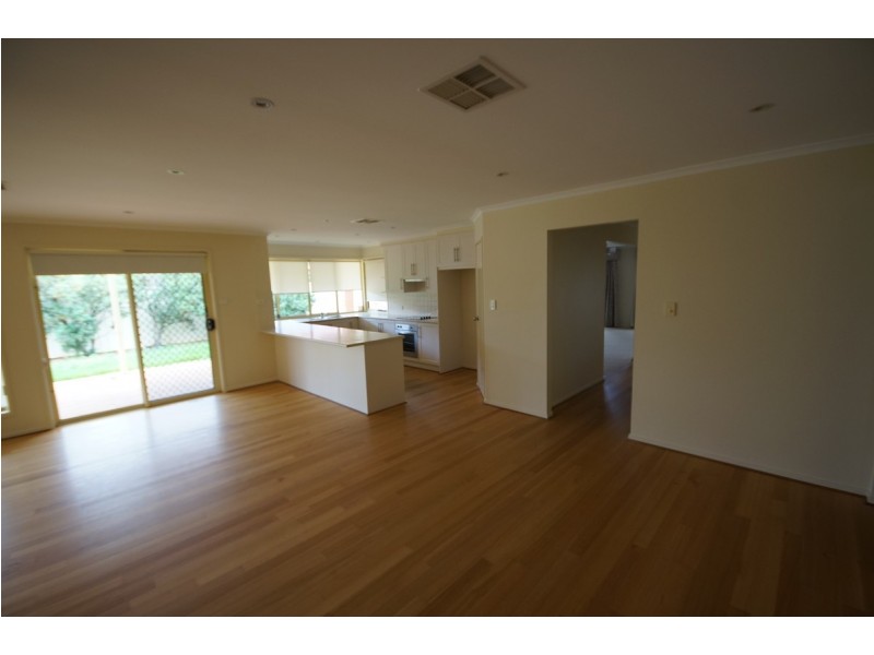 1 Admirality Circuit, Smithfield SA 5114