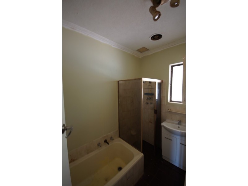 128 Goodman Road, Elizabeth South SA 5112