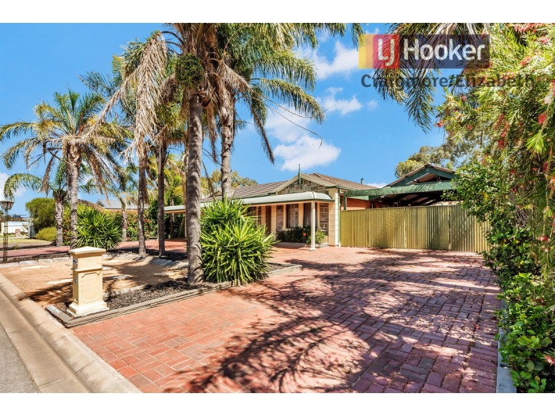 5 Sarah Candace Court, Munno Para West SA 5115