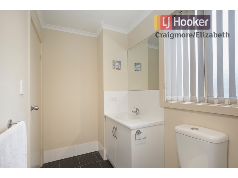 31 Main Coast Road, Pine Point SA 5571