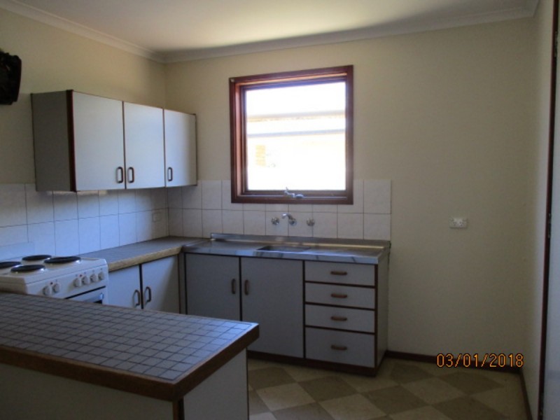 30 Burford Street, Elizabeth Downs SA 5113