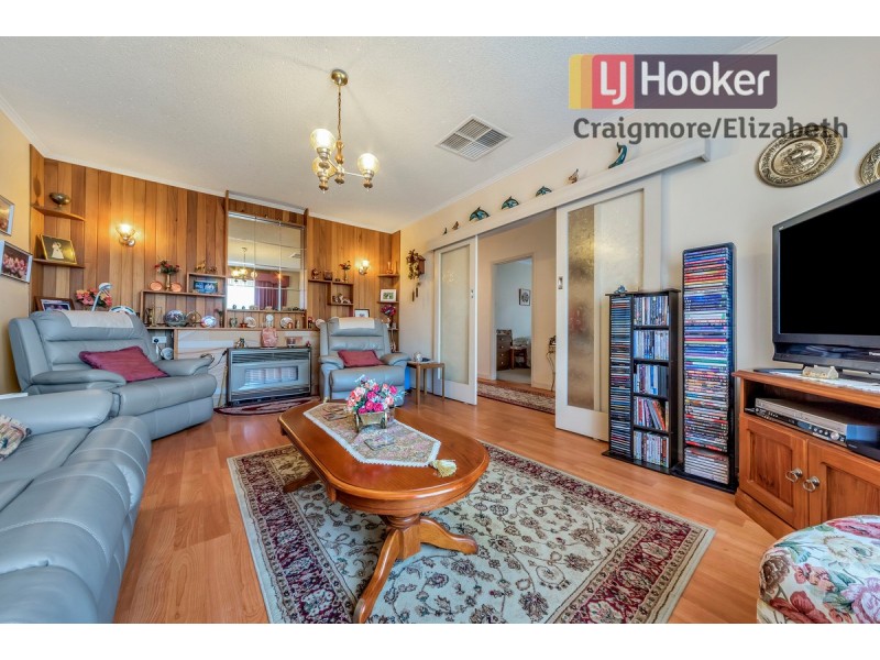 8 Valda Road, Para Hills SA 5096