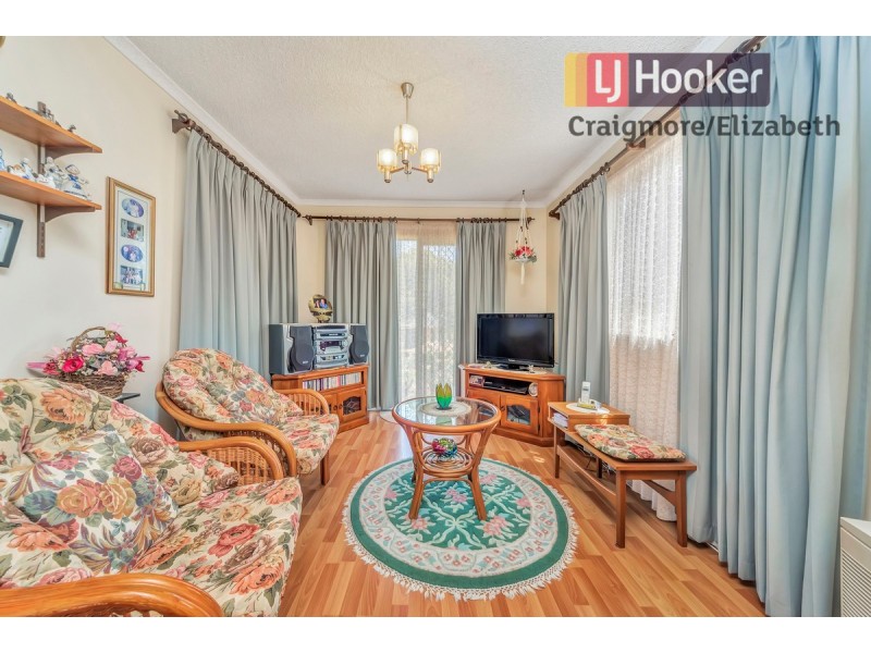 8 Valda Road, Para Hills SA 5096