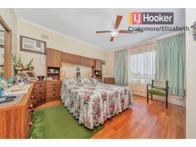 8 Valda Road, Para Hills SA 5096