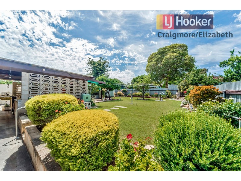 8 Valda Road, Para Hills SA 5096