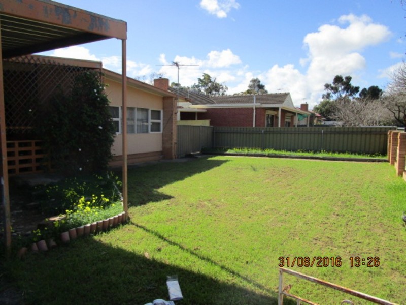 13 Hanson Road, Elizabeth Downs SA 5113