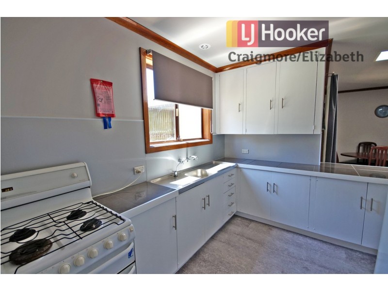 10 Warringa Street, Salisbury Plain SA 5109