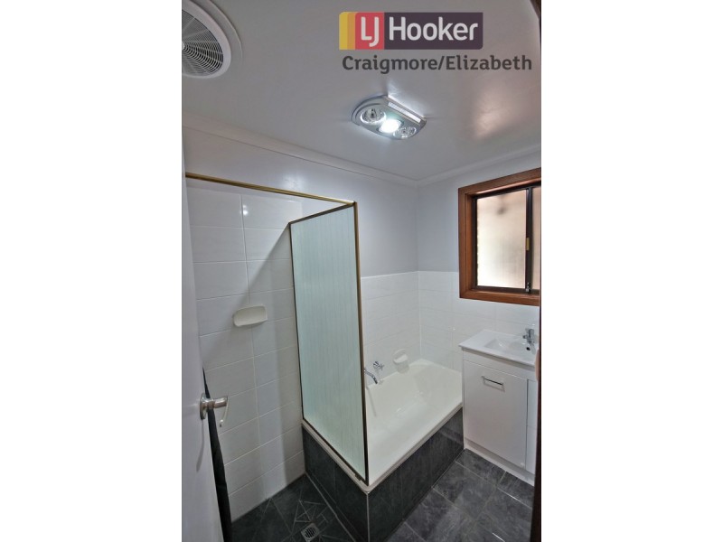 10 Warringa Street, Salisbury Plain SA 5109