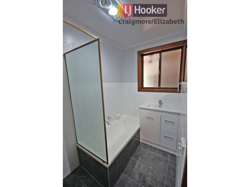 10 Warringa Street, Salisbury Plain SA 5109