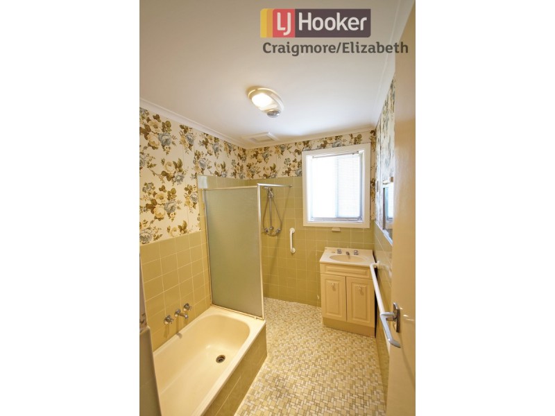 52 Marcian Avenue, Elizabeth Downs SA 5113