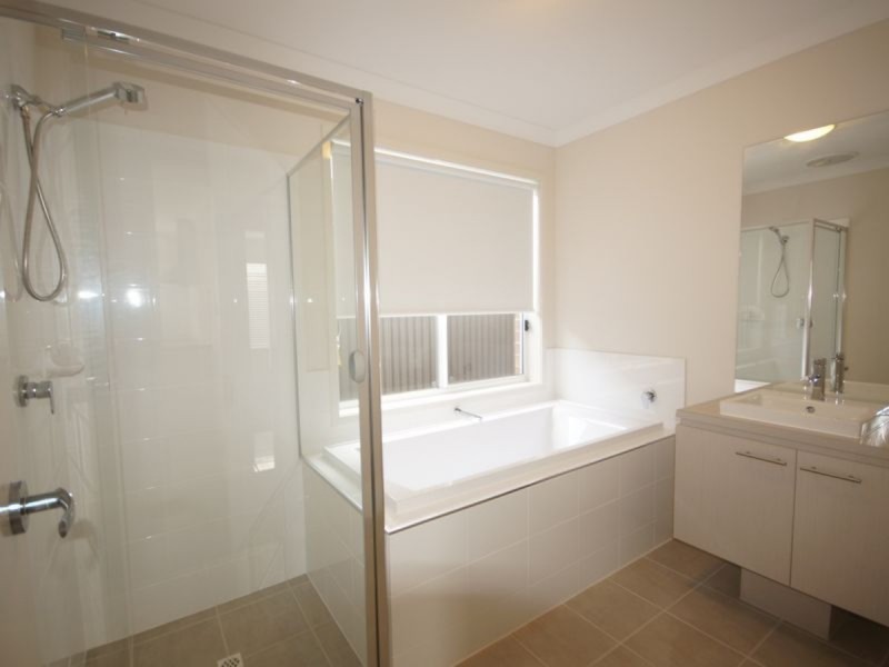 14 St Georges Way, Blakeview SA 5114