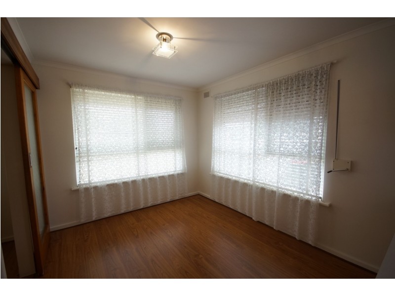 4 Oxford Street, Parafield Gardens SA 5107